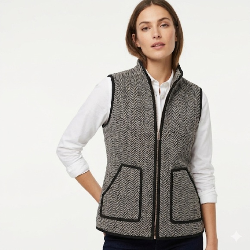 Hemlined Mom workwear vest herringbone zip front wool blend small